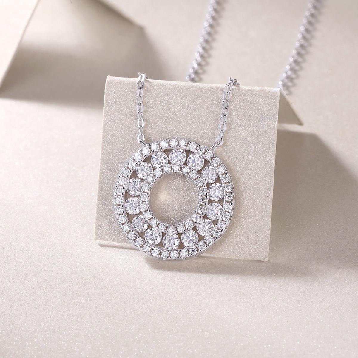 Reciprocating Luxury Fashion Diamond Pendant Necklace Set With Mosan Diamond Silver Ornaments - Grivelo