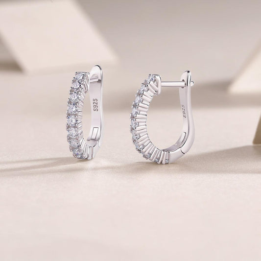Boucles d'oreilles à clous en diamant de luxe Modern Guide, serties de diamants Mosan et d'ornements en argent