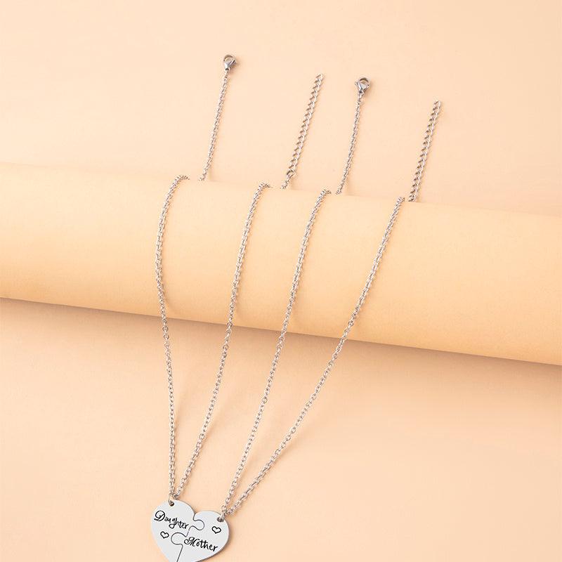 Lot de 2 colliers avec pendentif en forme de cœur en acier inoxydable argenté, idéal pour la fête des mères